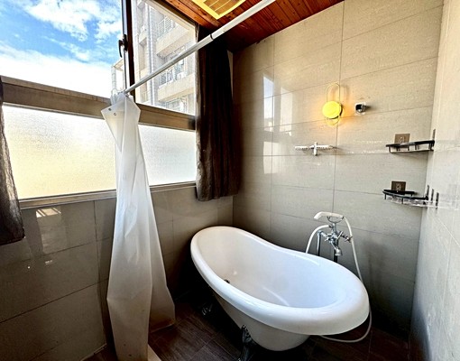 一層一戶/挑高3米6/兩大房/閣樓儲物空間/中山商圈 - Image 14