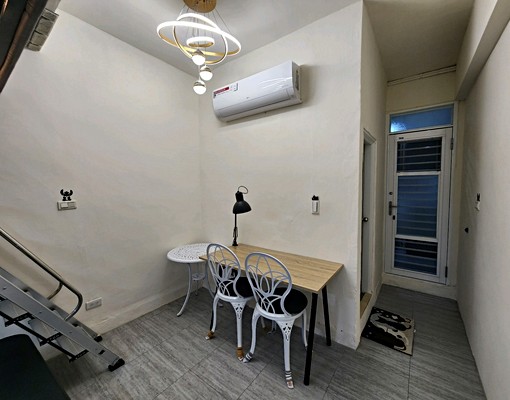 獨立閣樓套房全新裝潢環境清幽 - Image 2