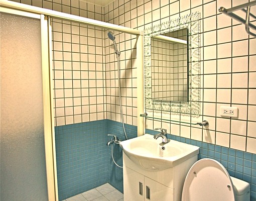 親民價格🦕中央路三段~附陽臺🦕東南朝向 - Image 2