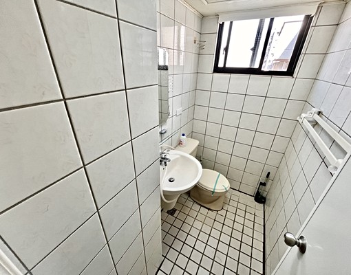 聖誕樹的季節🎄可貓🐈三房/雙租補/新平華夏 - Image 13