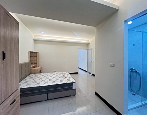 府中❣️免爬高平面停車獨立陽台洗曬氣密窗~對外窗採光通風 - Image 10