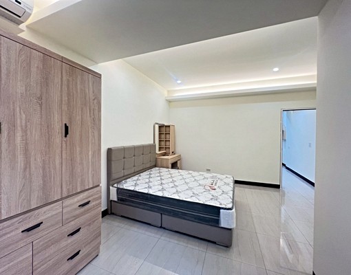 府中❣️免爬高平面停車獨立陽台洗曬氣密窗~對外窗採光通風 - Image 9