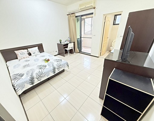 東海中科💖陽台獨洗浴室開窗💖機車好停可租補 - Image 1