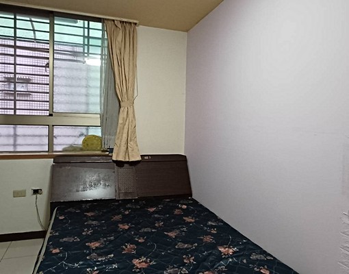 對外窗,精緻套房近捷運菜寮站 - Image 1