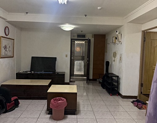 府中捷運站300公尺/優質地段/獨立陽臺(板橋錢櫃11樓) - Image 2