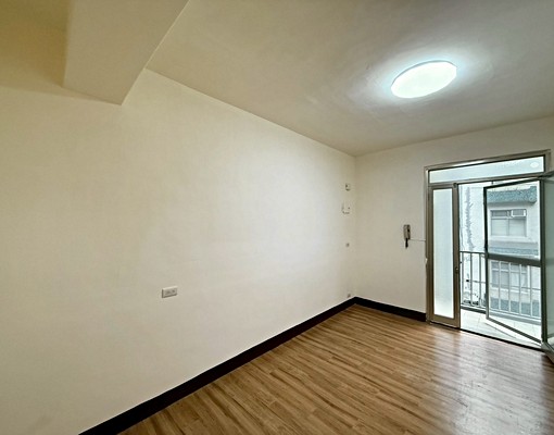 六張犁⚡️租補稅籍☀️免爬高☀️空屋☀️格局方正☀️新裝潢☀ - Image 2