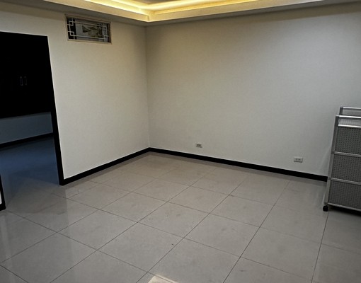 蘆洲捷運3+1房/可租補免服務費 - Image 2