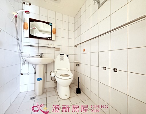 可租補/報稅/入戶籍🌹大三房大空間🌹警衛代收包裹方便 - Image 13