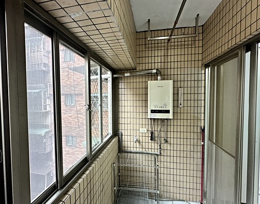 四號公園稀有電梯2房/有陽台/有廚房 - Image 7