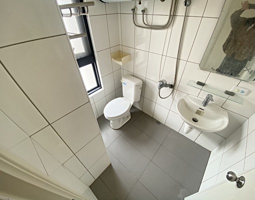 秒殺小資首選🔥北區親親戲院|可貓雙租補獨洗曬系統櫃機車位 - Image 5