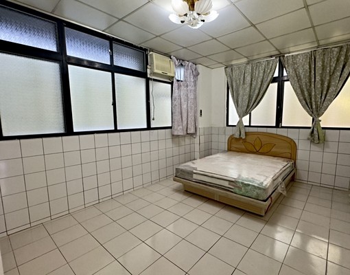 網溪國小旁公寓頂樓☀️超大陽台整層出租(仲介勿擾) - Image 6