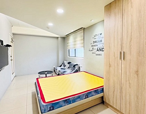 ✨近火車站✨獨立陽台電梯套房|可補助|租金含水網路 - Image 1