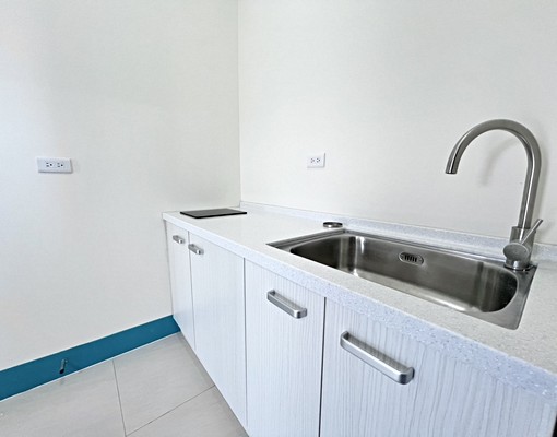 可租補✅首出租||全新竹南大埔五街大坪數全新電梯套房✅ - Image 6