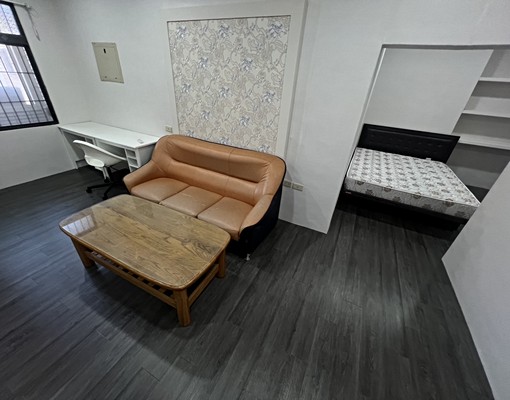 【近亞東採光租案】★垃圾代收★正一房一廳 - Image 4