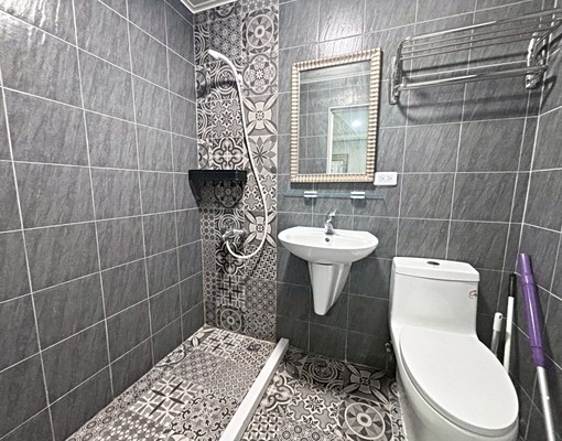 民生民族光華路口1房2廳1衛電梯華廈(可租補) - Image 4