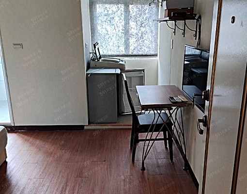 國父紀念館站。明亮套房。大空間。代收垃圾 - Image 3