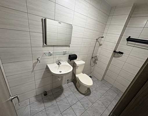 🏠【茄萣白砂路】獨立洗衣機+獨立熱水器|限女・全棟禁菸安心 - Image 2