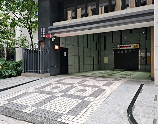 蘆洲新峰光車位 - Image 3