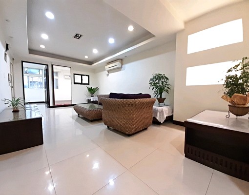 中港路3房出租~有冷氣....租金可談 - Image 1