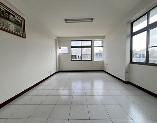 ~永康近工業區南科透天住店辦~~ - Image 5