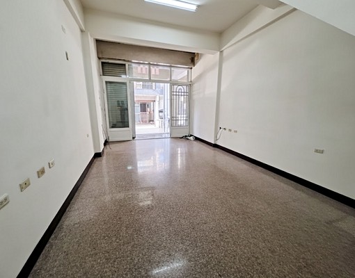 *珊**(出租)鳳山園茂路/優質整棟騎樓透天 - Image 1