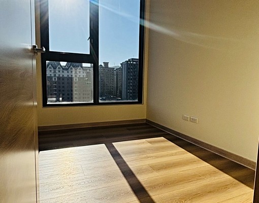 女王萬歲2房車出租28000 - Image 4