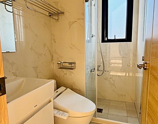 女王萬歲2房車出租28000 - Image 7