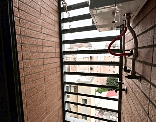 🌟可租補.報稅🌟稀有大坪數台水台電樓中樓🌟有陽台 - Image 8