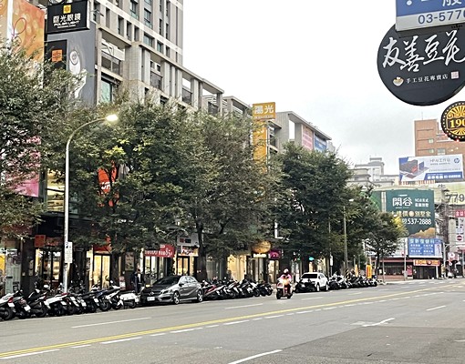 步行可達新莊車站!5分鐘進園區!正光復路復古健身公寓大3房 - Image 15