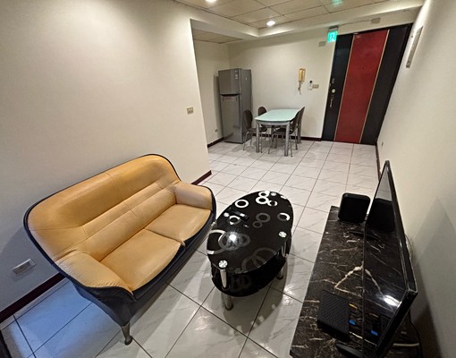 車站正核心商圈小家庭2房包網路、第四台近復興路中正路 - Image 6