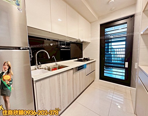 中路🍹悦峰華高樓裝潢三房車 - Image 12