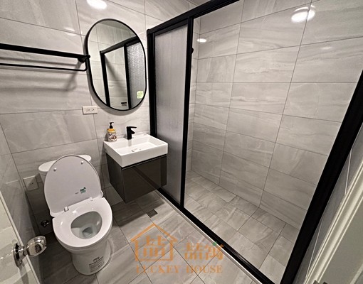 板橋全新裝潢三房美寓(可報稅可租補) - Image 12