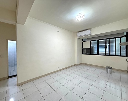 可租補|近芝山捷運站、家樂福|黃金公寓三樓 - Image 2