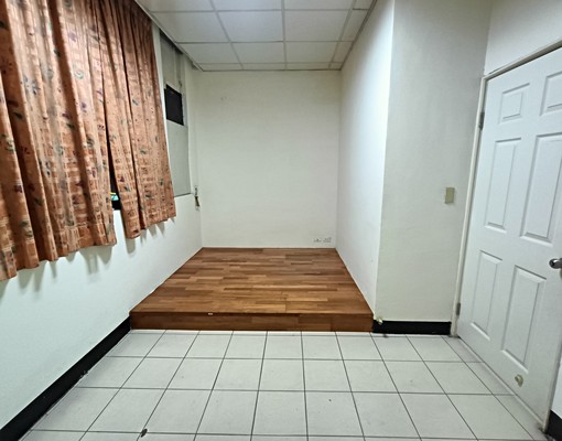 丹鳳捷運站3分鐘1+2樓內梯(可一樓辦公室&倉庫) - Image 4