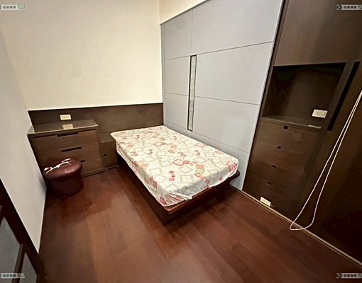 西門站X北門站大套房🌳格調美居🌳男女皆可🌳優質地段 - Image 2