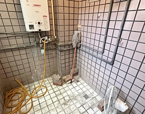 新莊捷運站就在旁!『雙橡園3房2廳2衛2陽』通勤族必租 - Image 10