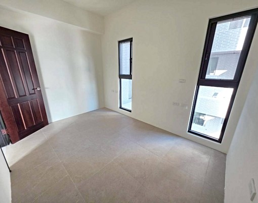 💖近新化國稅局全新電梯2房平車含管-租補OK💖 - Image 9