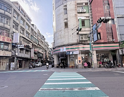 正義南精美小套房!機能超便利,租金含水電費 - Image 9