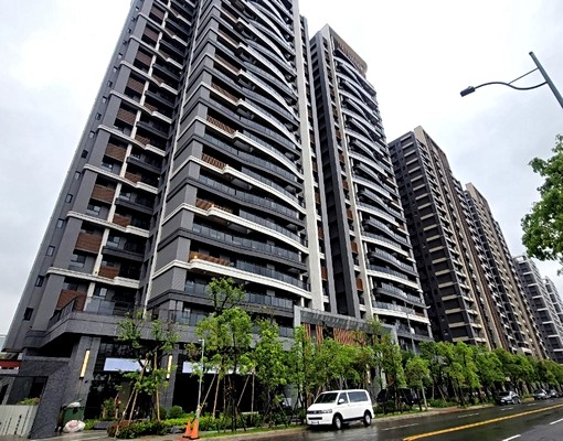 捷運A7站文青雙語學區全新裝潢電梯2房平面車 - Image 1