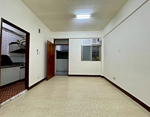 ‼️稀有電梯華廈釋出‼️包裹垃圾代收‼️可租補 - Image 1