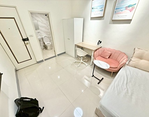 限女性~免爬樓梯~水泥磚牆隔間~近板橋體育場 - Image 2