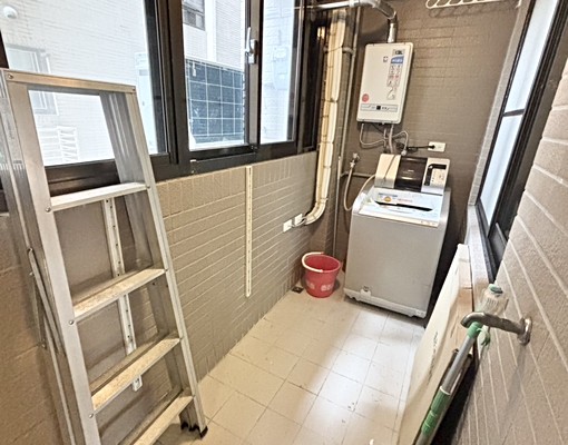 大坪林站全新整理採光大坪數*空間大好規劃*平面車位*可寵 - Image 8