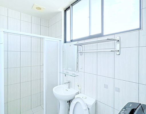 超級大空間✨陽台獨洗✨超省雙租屋補助✨室內機車位 - Image 6