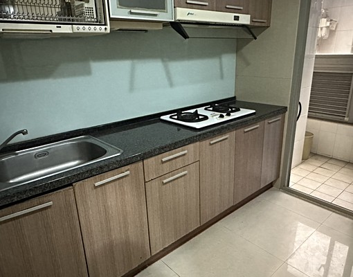 五泰可租補~免仲介費~優質挑高兩房有家電具寵可議 - Image 9