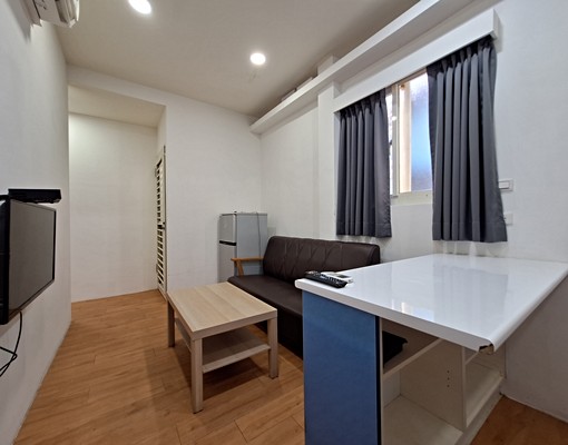 🏠驚喜釋出!徐匯捷運🔥兩房一廳只要$18000✨ - Image 1