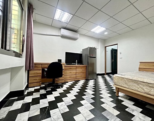 獨家近小北新光商圈原木大套房 - Image 6