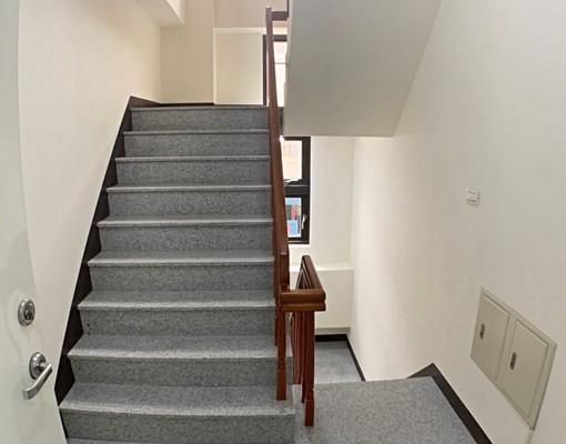 仁愛街電梯套房/可戶籍可報稅/可申請補助 - Image 9