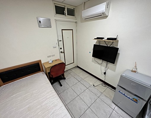 長安西路套房(獨洗.水泥隔間.代收垃圾) - Image 3