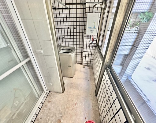 華麗工業風🔥傢俱近全配✅奢華大坪數3+1✨平面車位💯 - Image 8