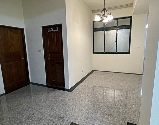 自租可租補附車位l國民運動中心I大客廳4冷暖氣、3房2廳2衞 - Image 7